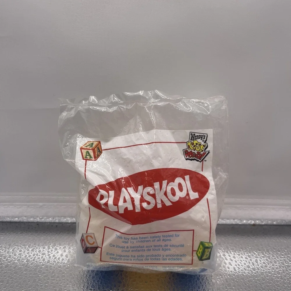 Playskool Wendys Kids Meal 2001 Hasbro Boy Riding Scooter Plastic‎ Toy Sealed